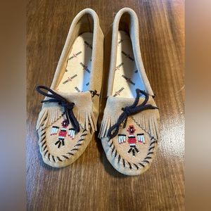 Minnetonka Thunderbird Moccasins